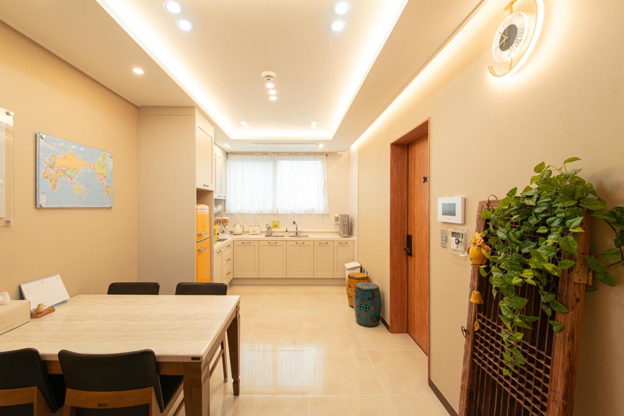 Incheon Airport Guest House King Екстериор снимка