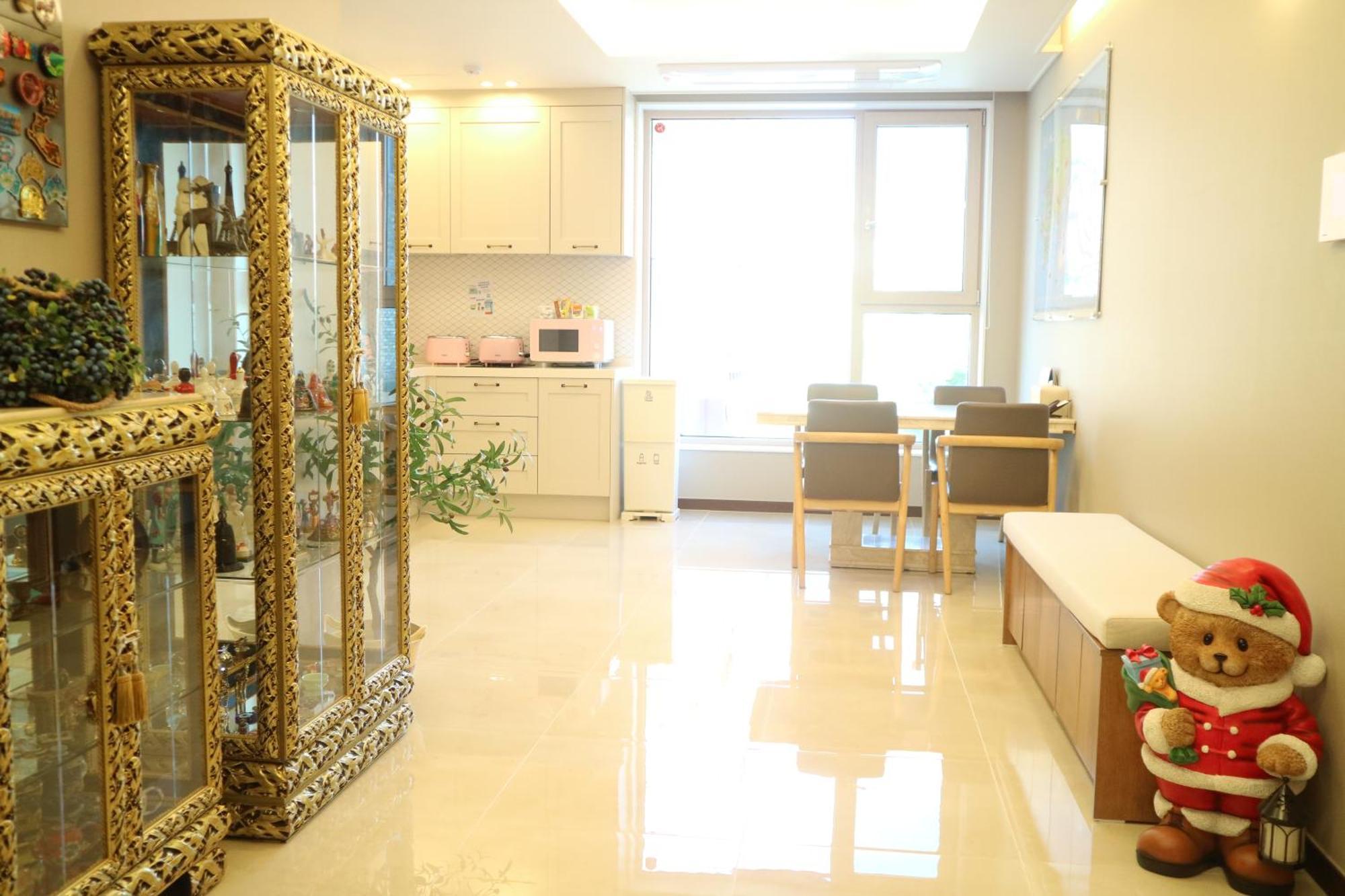 Incheon Airport Guest House King Екстериор снимка